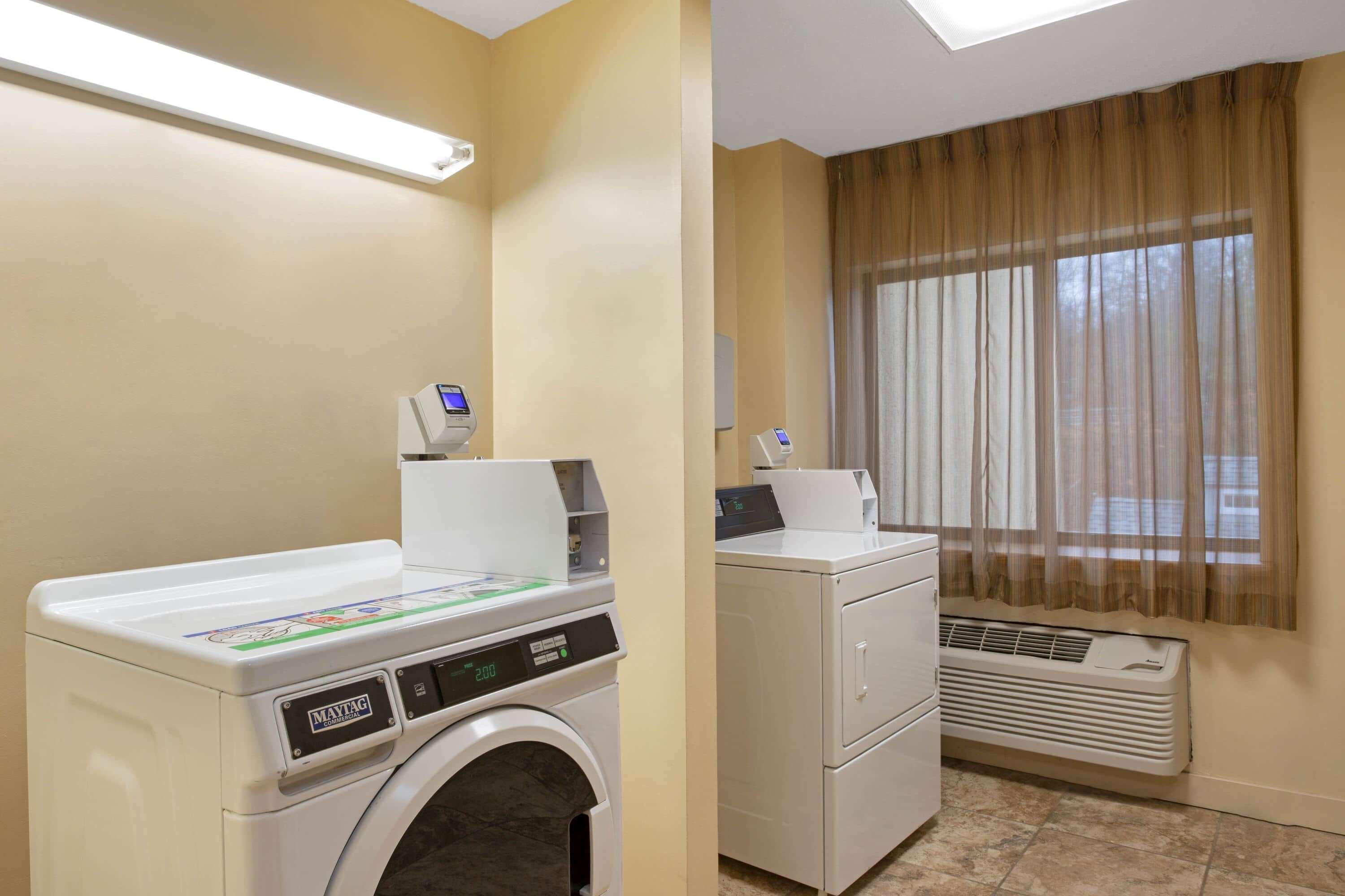 La Quinta Inn By Wyndham Auburn Worcester Extérieur photo