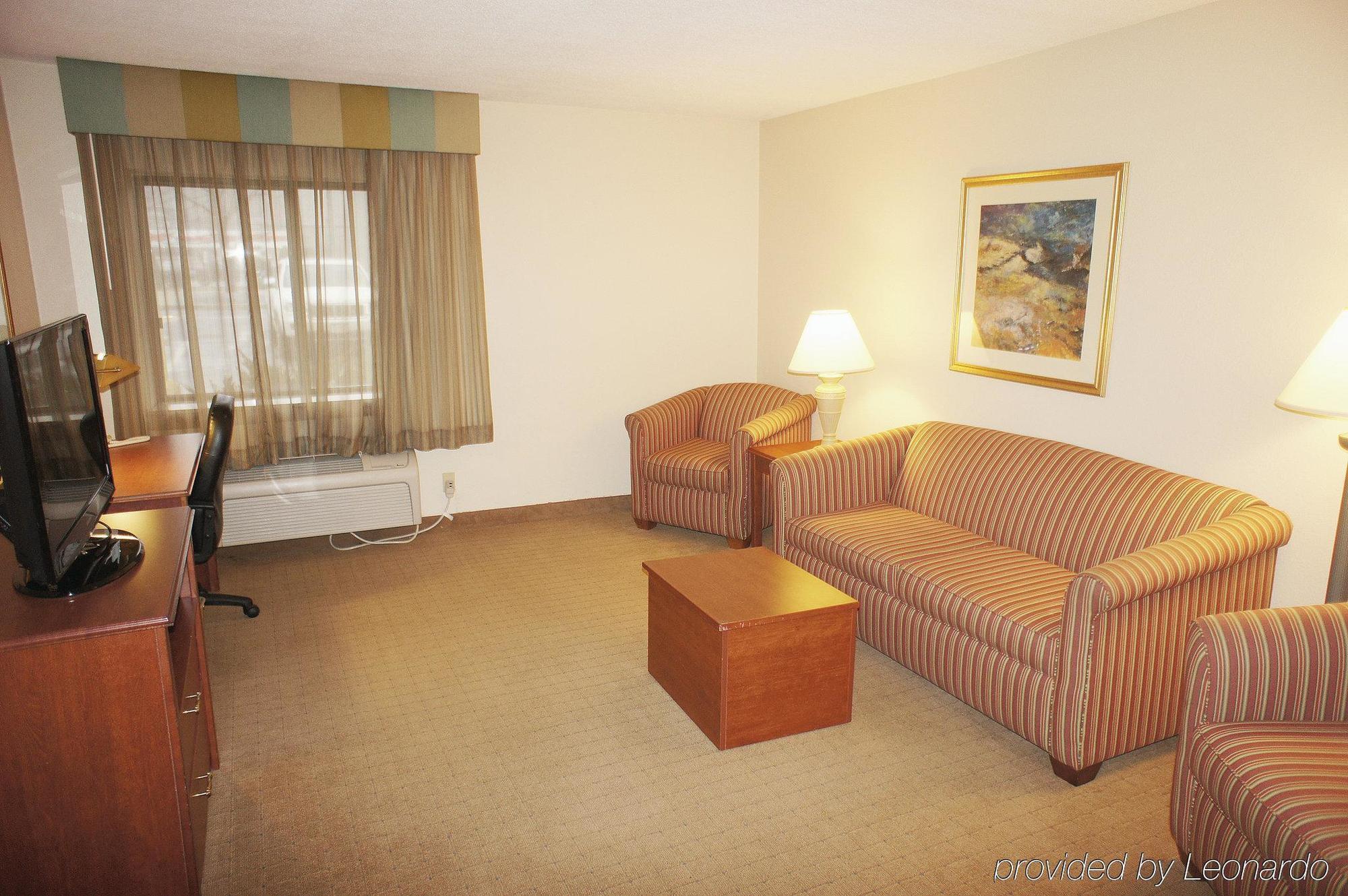 La Quinta Inn By Wyndham Auburn Worcester Extérieur photo